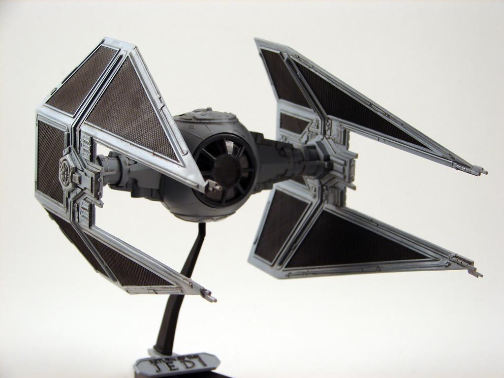 modelos a escala swtiei-02-1024x768 Star Wars: Tie Interceptor  