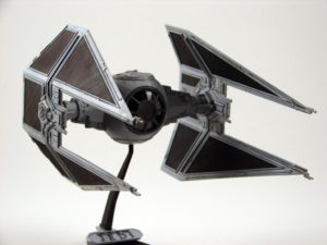 modelos a escala swtiei-02-300x225 Star Wars: Tie Interceptor  