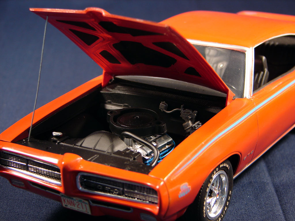 modelos a escala pontiac00-04-1024x768 Pontiac GTO Judge 1969  