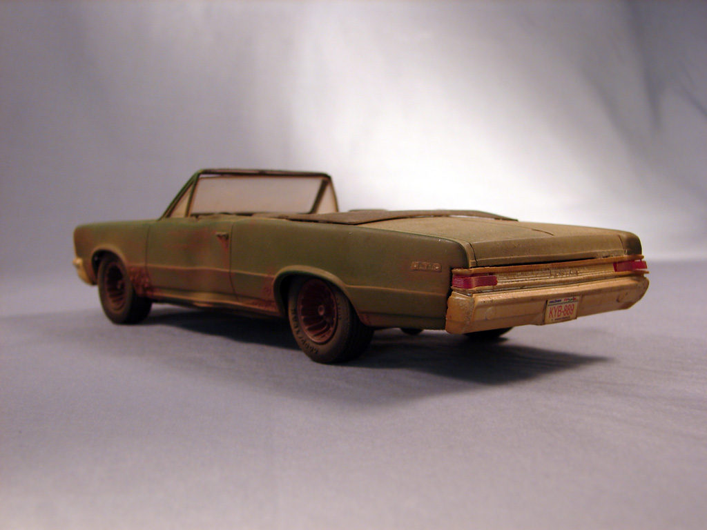 modelos a escala pontiac10-03-1024x768 Pontiac GTO Descapotable 1965 (Descuidado)  